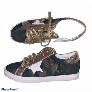 “A Star Is Born” Camo/ Gold Star sneakers